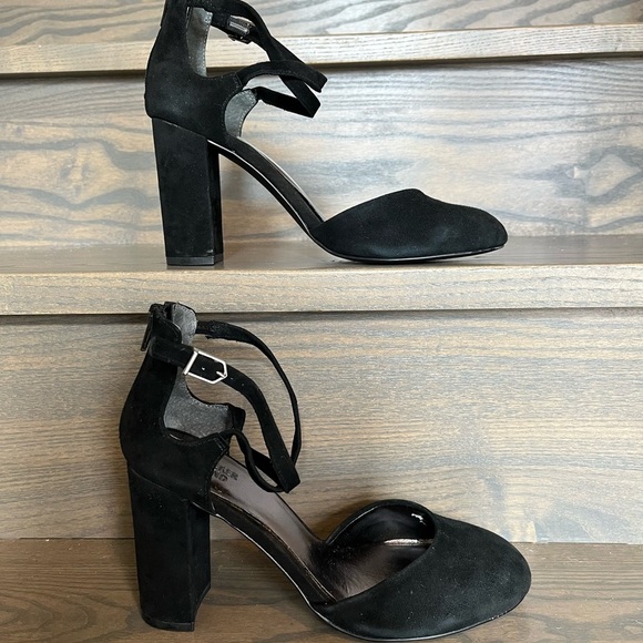 Bleecker & Bond LORA Suede Heels Size 7.5 - Picture 9 of 9